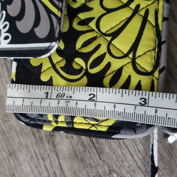 Vera Bradley Zip around wallet Baroque black yellow white floral - Picture 9 of 12
